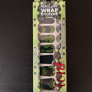 Ioni Nail Wrap Stickers - Green Patterned Press-On Nails